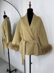 Палто с яка и ръкави естествен косъм лисица