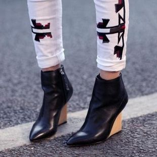 Боти естествена кожа с дървен ток, НАЛИЧНИ 39 и 40 номер