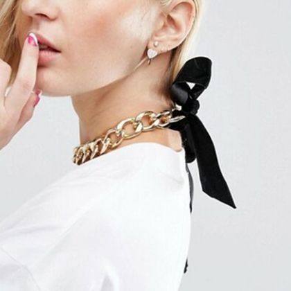 Чокър за врат дебела метална верига с кадифена панделка, НАЛИЧНА