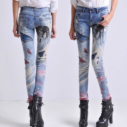 Цветни слим дънки с пеперуди и принт