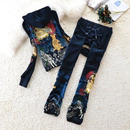 Спортен екип кадифе с камъни Christian Audigier в четири цвята