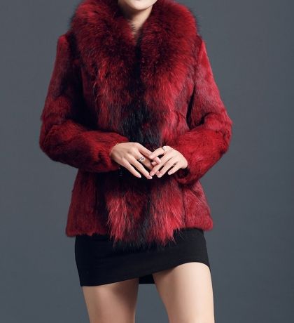 Дамско палто естествен косъм заек с голяма яка миеща мечка