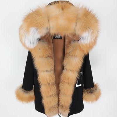 Зимна дамска парка естествен косъм с голяма дълга яка и пух на ръкавите лисица
