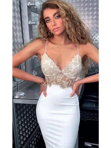 Секси елегантна рокля с V-образно деколте 