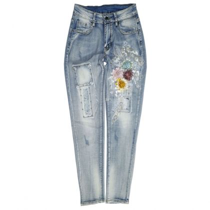 Дълги дънки с бродерия цветя