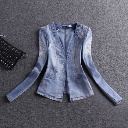 Дамско вталено дънково яке с камъни и перли, НАЛИЧНО L/XL размер