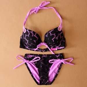 Модни бански с твърда чашка с дантела