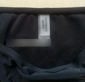 Оригинални Бански от две части с твърда чашка с метални катарами