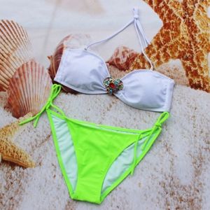 Бански от две части VS с тока СЪРЦЕ кристални камъни