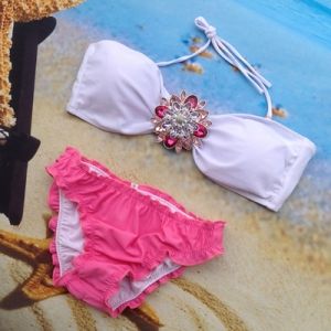 Бански от две части с тока с кристални камъни