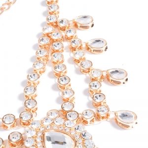 Бижу украшение за стъпала с големи камъни