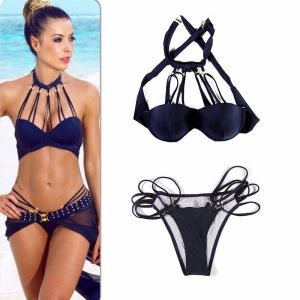 Секси Бански от две части с деколте и долнище с халки 