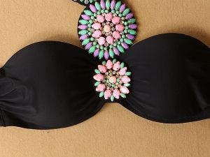 Луксозни черни бански с твърда чашка с колие