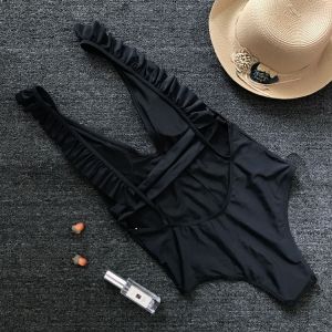 Моден цял бански с гол гръб 