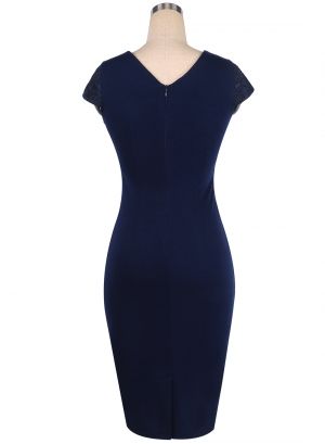 Еластична рокля с бродерия