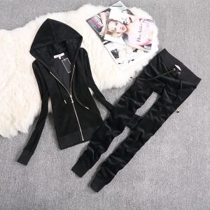 Спортен Комплект Juicy Couture кадифе, изчистен модел