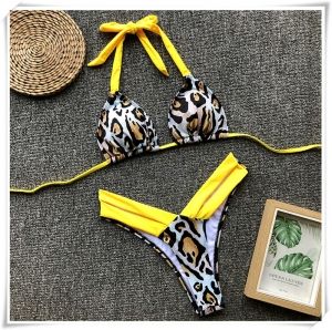 Жълт и розов бански с принт