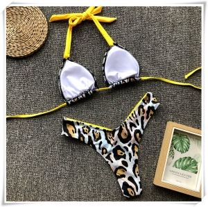 Жълт и розов бански с принт