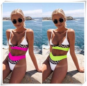 Тигров бански с розово и зелено