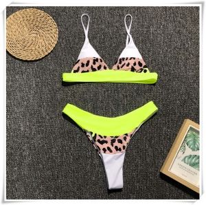 Тигров бански с розово и зелено