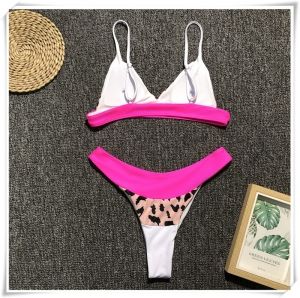 Тигров бански с розово и зелено