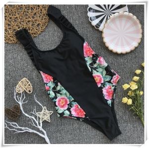 Цял бански, черен с цветя