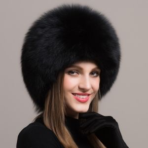 Зимна дамска шапка с естествен дълъг косъм лисица