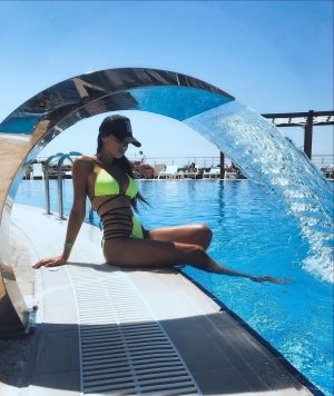 Секси бански с висока талия с тънки ленти