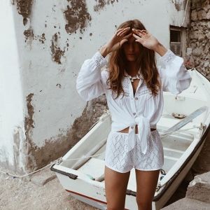 Бяла лятна плажна туника риза, НАЛИЧНА
