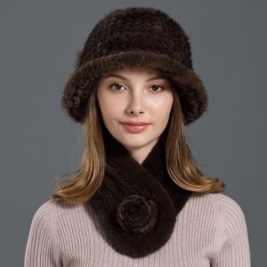 Комплект шапка със шал от естествен  косъм норка 