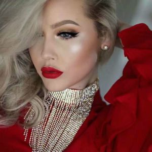 Луксозен чокър с висящи ресни от блестящи камъни