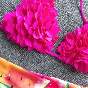 Моден летен бански с принт