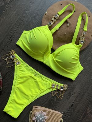 Луксозен бански с големи токи с камъни