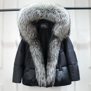 Зимно яке с яка от естествен косъм лисица и голяма качулка